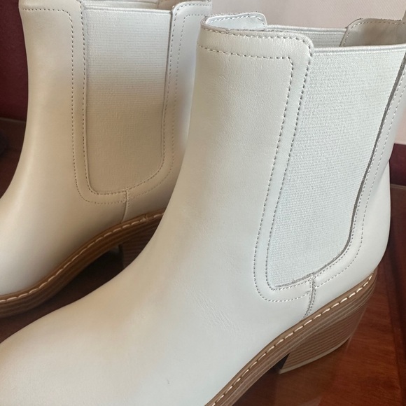NWT SZ 6 MARC FISHER IVORY MODESTY BOOT - Picture 2 of 9